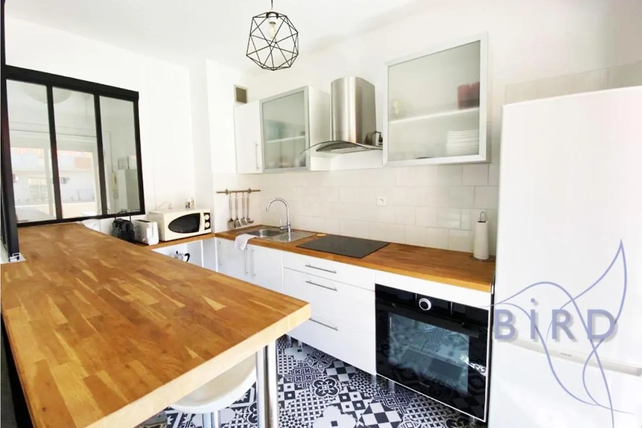 Bright Flat Near To The Beach & Harbor 圣罗兰度瓦