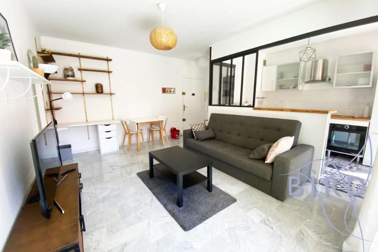 Daire Bright Flat Near To The Beach & Harbor Saint-Laurent-du-Var